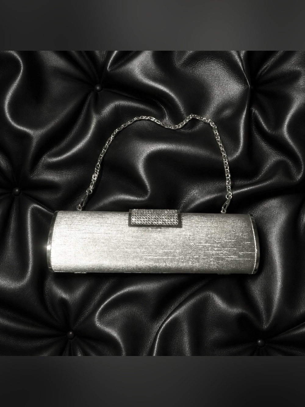 Elegant Silver Evening Clutch with Chain
